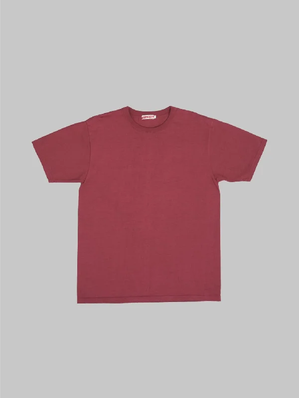 Men's Shirts for BoatingThe Strike Gold Loopwheeled T-Shirt Burgundy