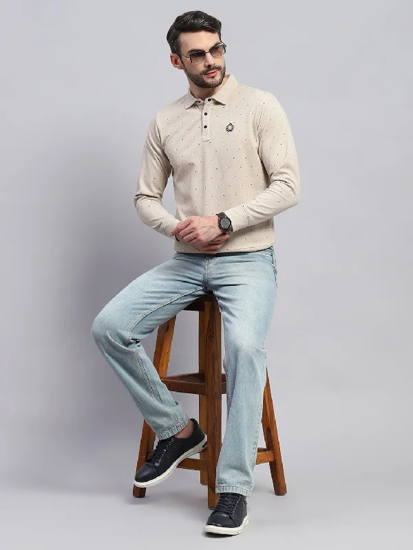 Men's Hoodies with High-Low HemlinesMen Beige Printed Collar Full Sleeve Sweatshirt