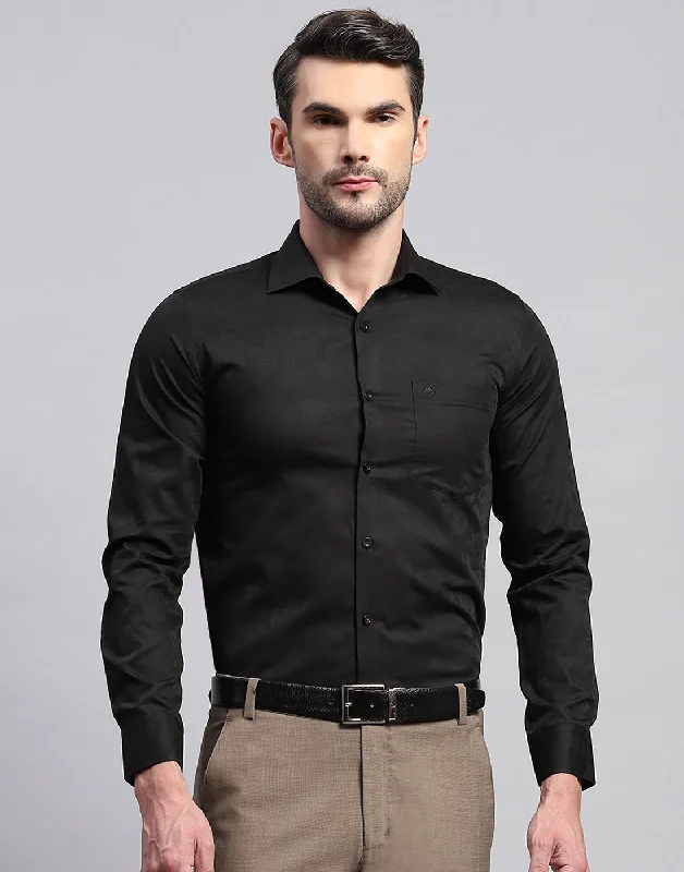 Men's Long-Sleeve Shirts for Year-Round WearMen Black Floral Print Collar Neck Full Sleeve Shirt