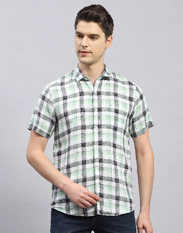 Men's Dressy Button-Down Shirts for Formal OccasionsMen Green Check Collar Half Sleeve Shirt