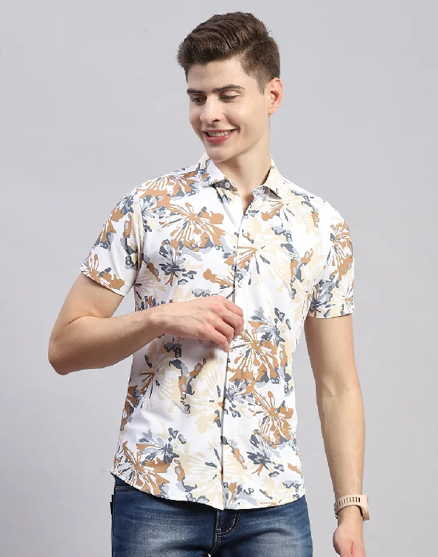 Men's V-Neck T-Shirts for a Flattering ShapeMen White Floral Print Collar Half Sleeve Shirt