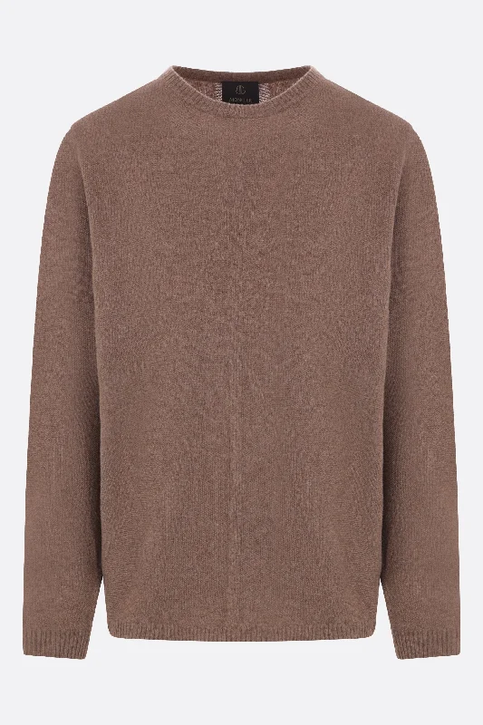 Men's Sweaters with Relaxed FitsJumbo wool and cashmere sweater